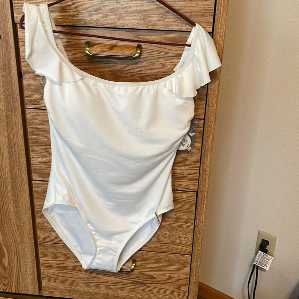 Daughters closet - Vince Camaro swimsuit